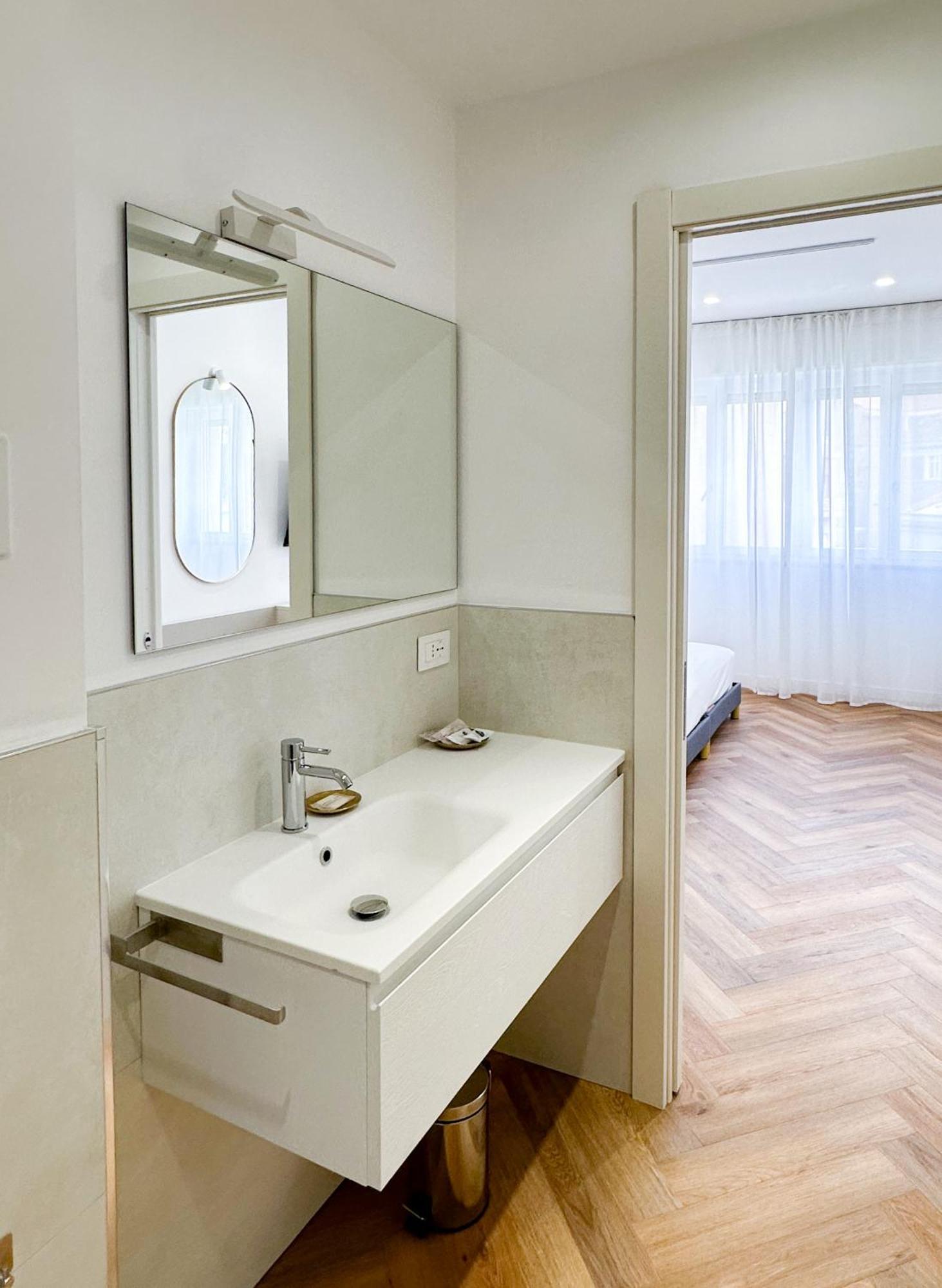 Mamas Hotell Oristano Exteriör bild